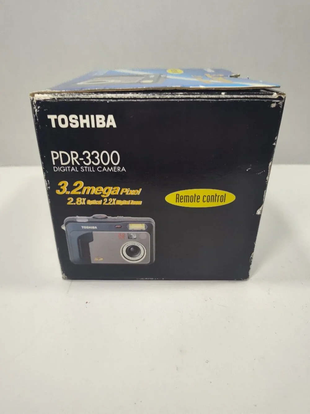 Toshiba PDR-3300 Digital Camera Tested Working Box Manuals CD 64MB SD Card